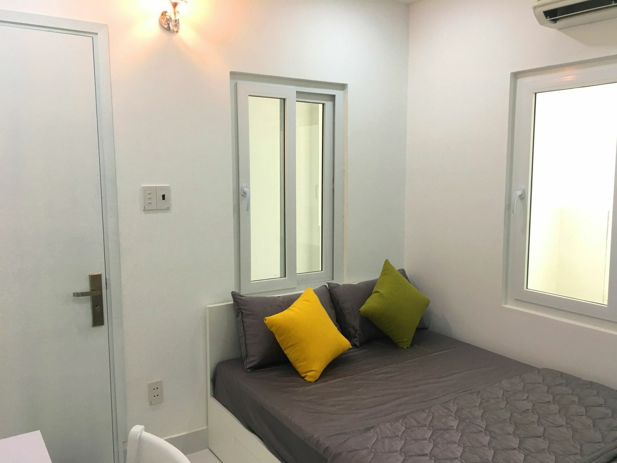 Smiley Apartment 9 Хошимин Екстериор снимка